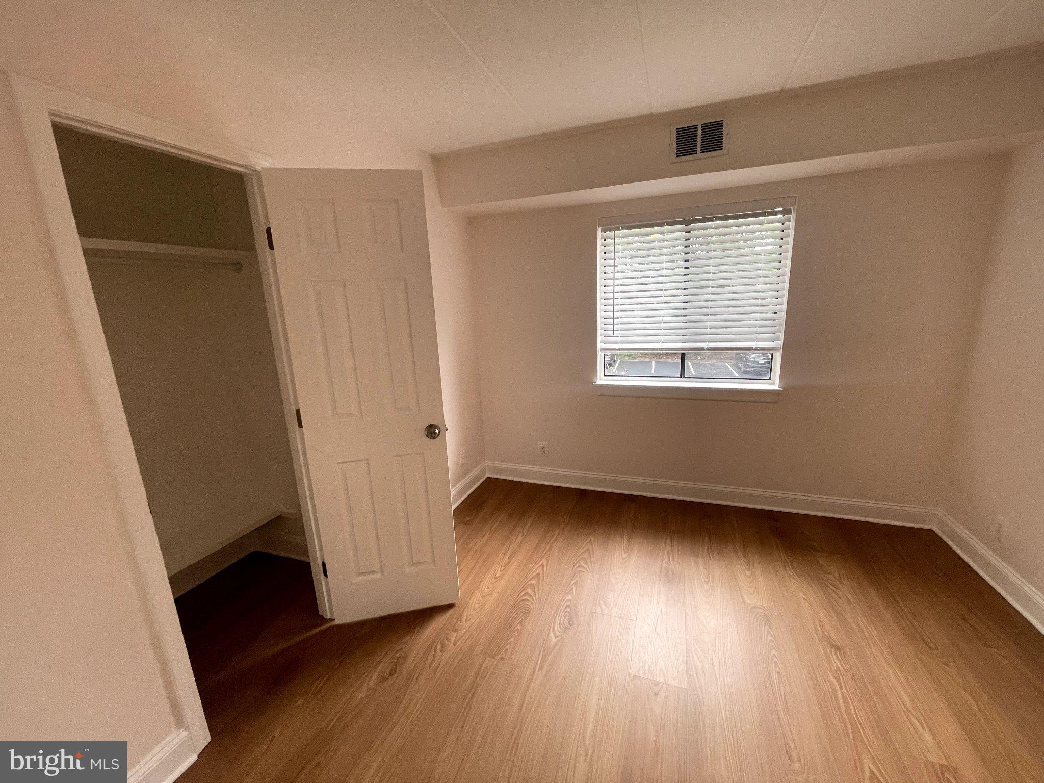 6280 Edsall Road, Unit 301 Alexandria, VA 22312 - Photo 5 of 13 Gallery Image 5