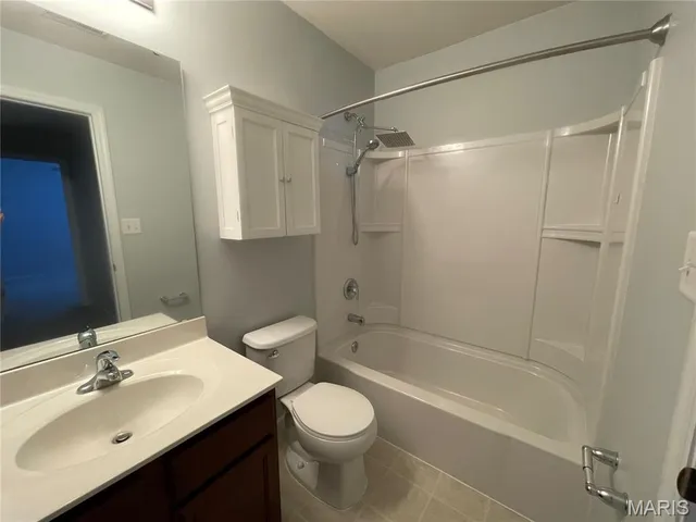 $2,000 | 634 Country Heights Drive, Lake St. Louis, MO 63367