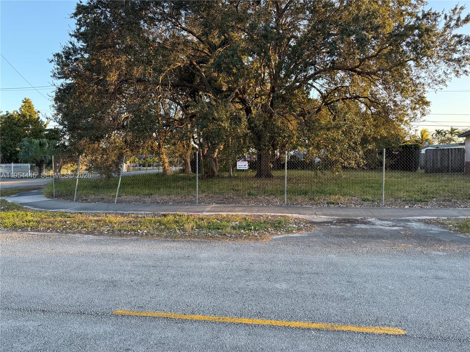 11450 Southwest 40th Street Miami, FL 33165 - Photo 1 of 3 a view of a park