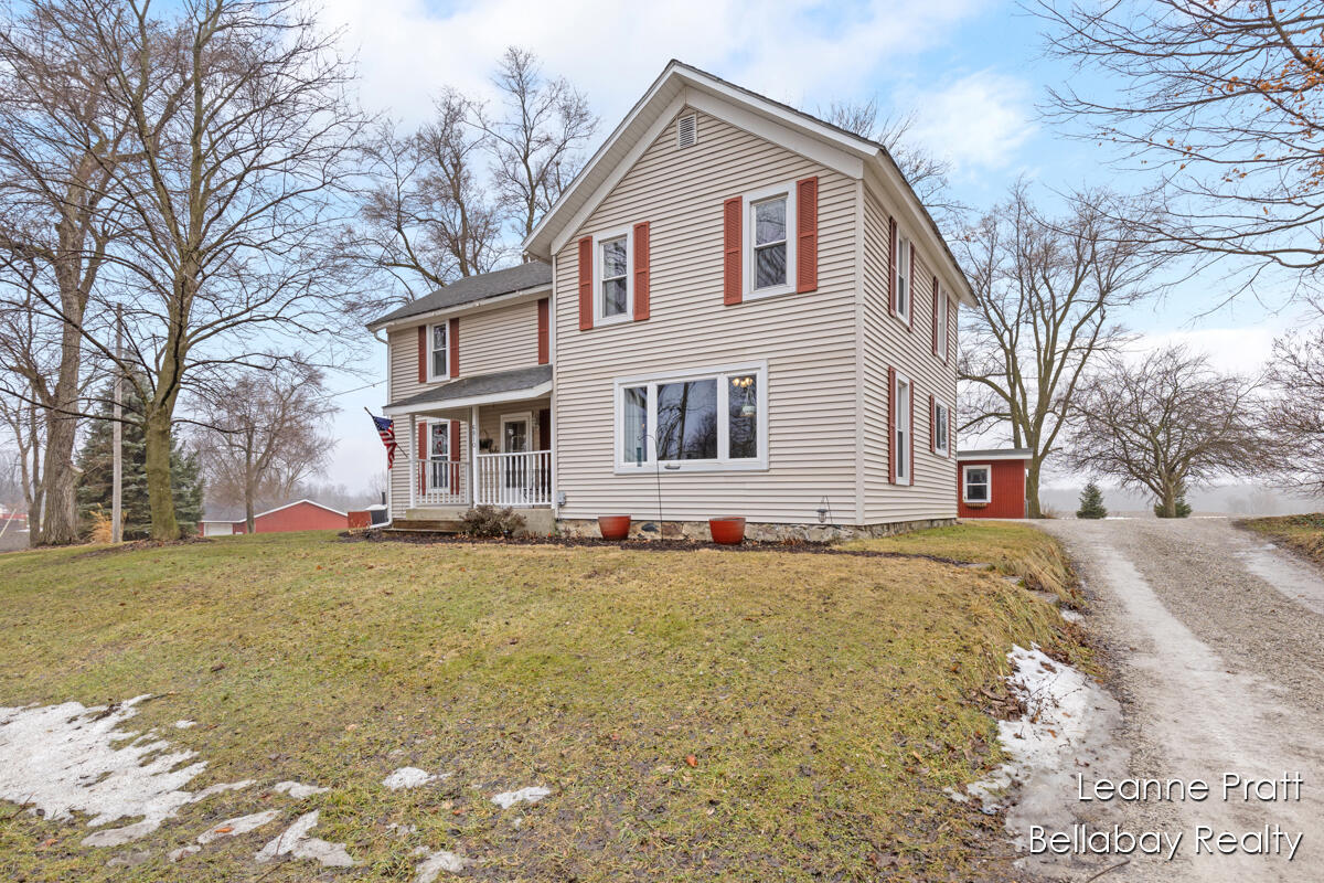 6810 Assyria Road Nashville, MI 49073 - Photo 2 of 43 IMG_1002
