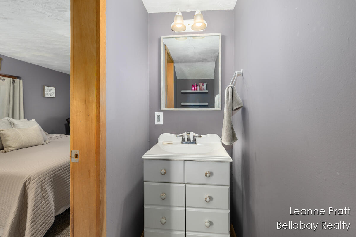 6810 Assyria Road Nashville, MI 49073 - Photo 29 of 43 IMG_1022