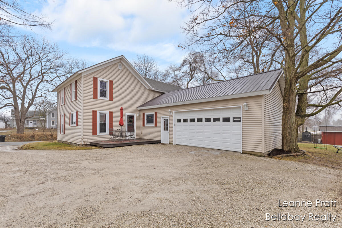 6810 Assyria Road Nashville, MI 49073 - Photo 5 of 43 IMG_1035