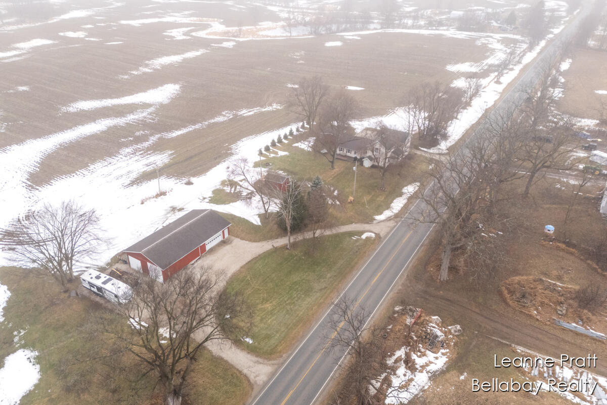 6810 Assyria Road Nashville, MI 49073 - Photo 7 of 43 IMG_1041