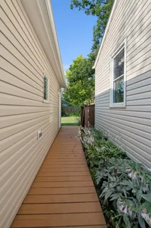 $315,000 | 2917 Westridge Drive, Woodridge, IL 60517