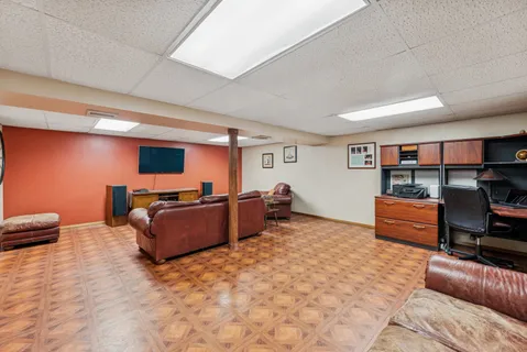 $315,000 | 2917 Westridge Drive, Woodridge, IL 60517