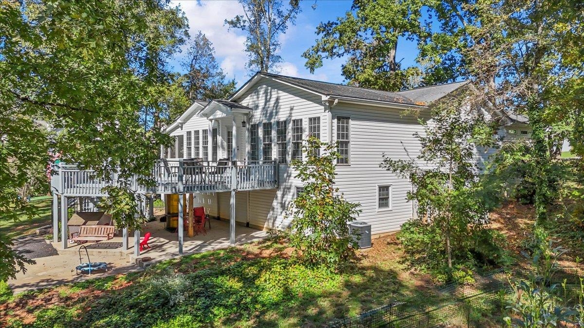 260 Sunward Path Inman, SC 29349 - Photo 2 of 37