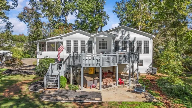 $849,900 | 260 Sunward Path, Inman, SC 29349