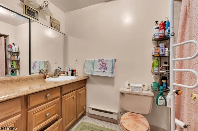 $250,000 | 160 Cross Slope Court, Unit J, Englishtown, NJ 07726