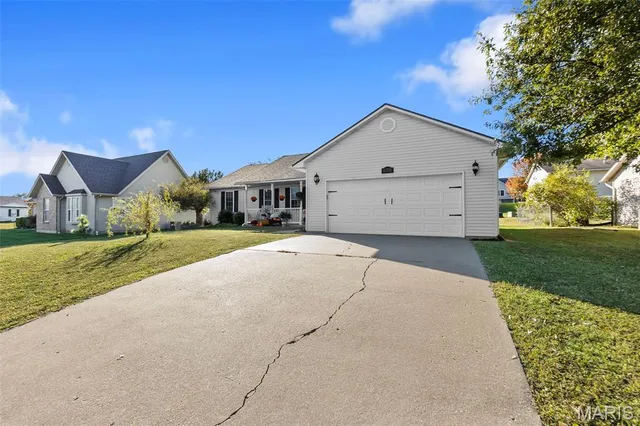 $269,900 | 639 Bunker Drive, Jackson, MO 63755