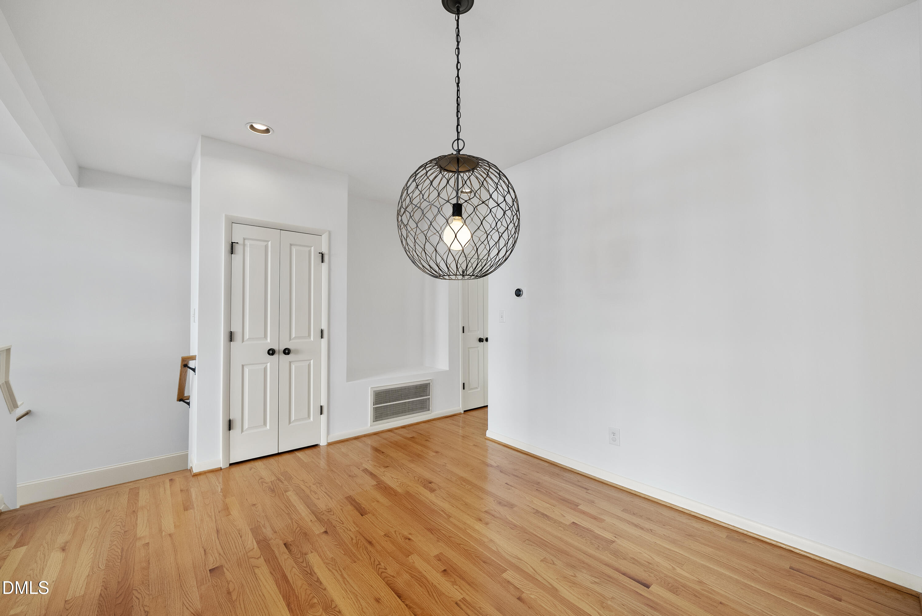 839 The Village Circle Raleigh, NC 27615 - Photo 19 of 41 DSC08106