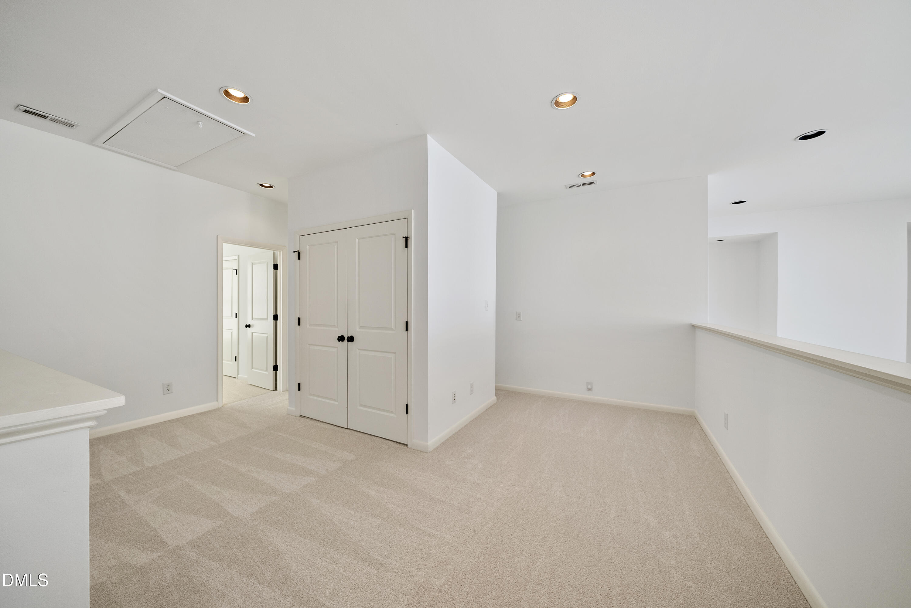 839 The Village Circle Raleigh, NC 27615 - Photo 31 of 41 DSC08136