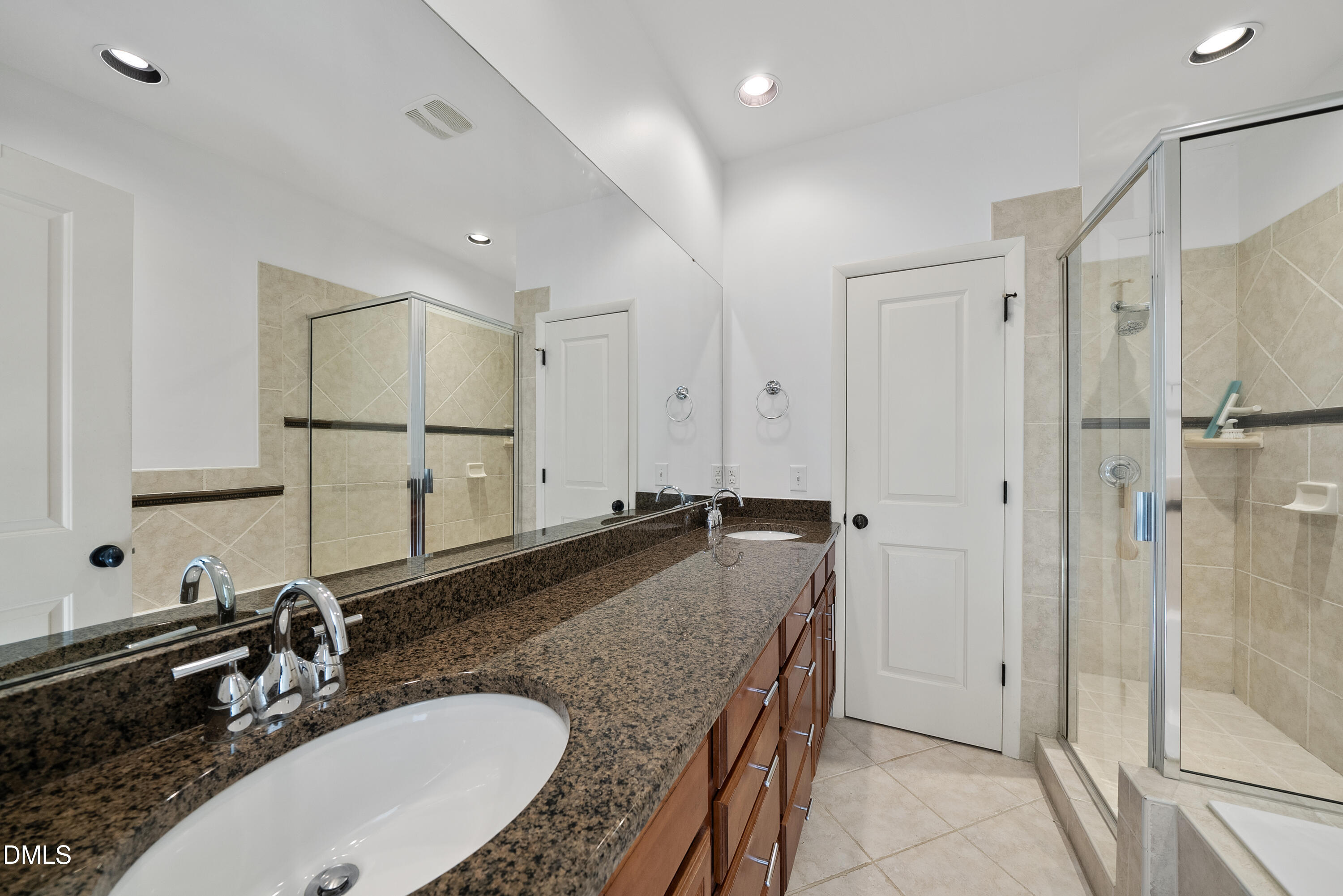 839 The Village Circle Raleigh, NC 27615 - Photo 36 of 41 DSC08130