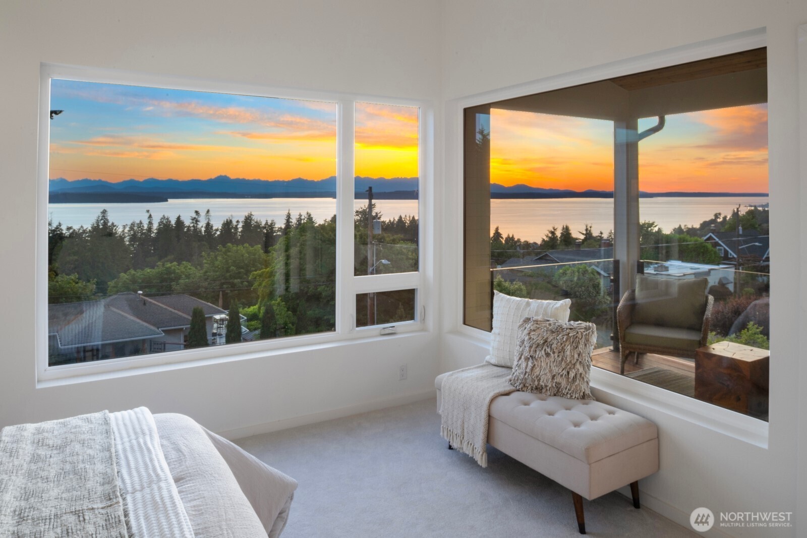 7602 44th Avenue Southwest Seattle, WA 98136 - Photo 23 of 37