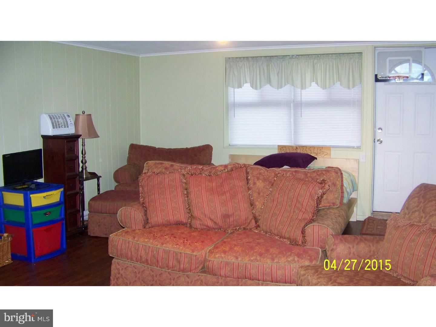 413 Densmore Road Philadelphia, PA 19116 - Photo 13 of 20 Gallery Image 13