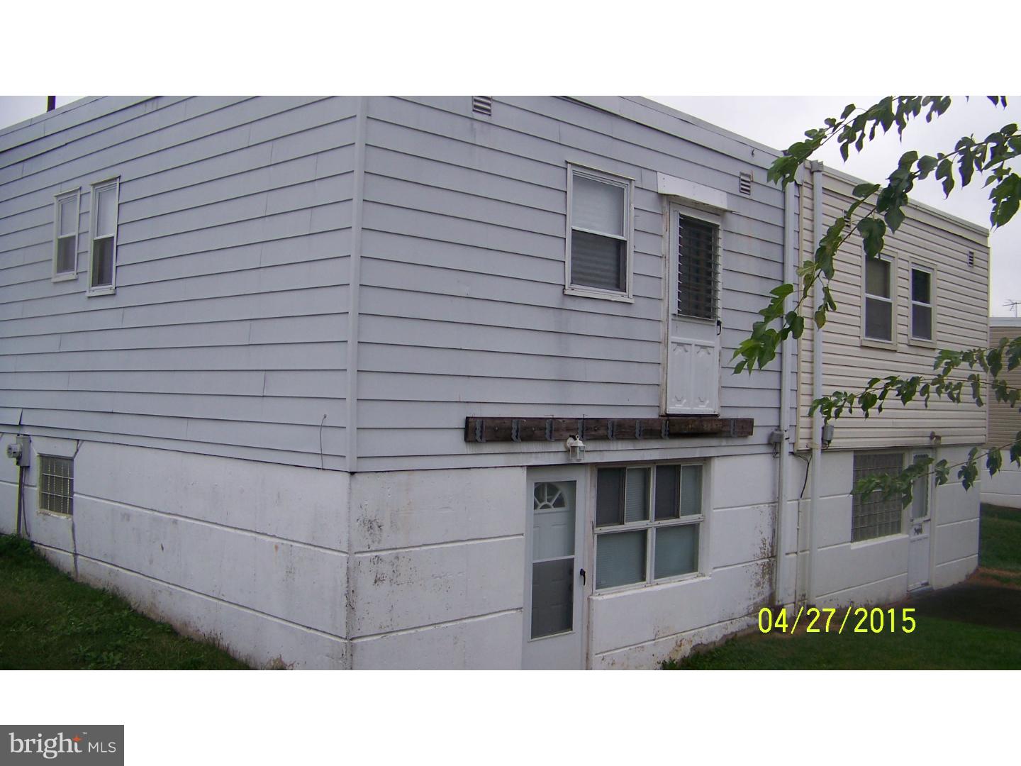413 Densmore Road Philadelphia, PA 19116 - Photo 4 of 20 Gallery Image 4