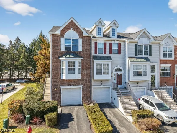 $659,000 | 215 Barringer Drive, Unit 215, Nutley, NJ 07110