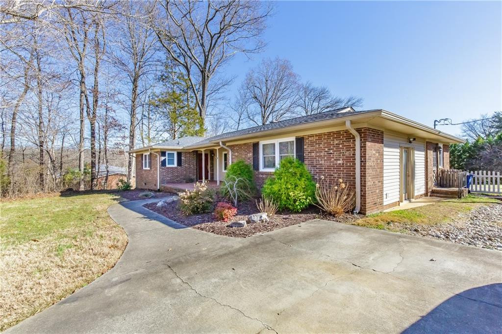 1053 Ivey Road Graham, NC 27253 - Photo 26 of 35 Gallery Image 26