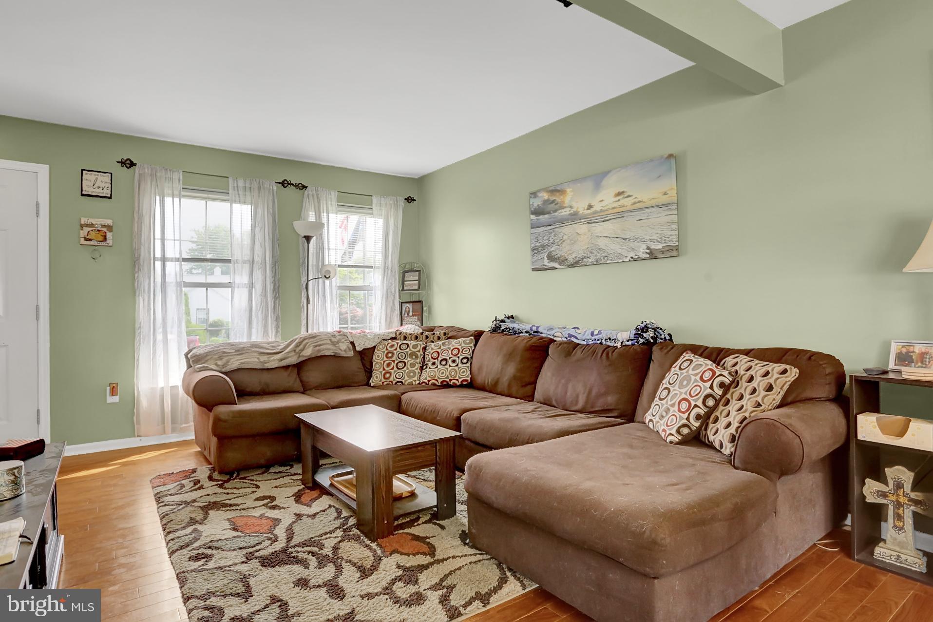 110 Beverly Avenue Reading, PA 19607 - Photo 4 of 28