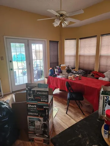 a bathroom with a toilet