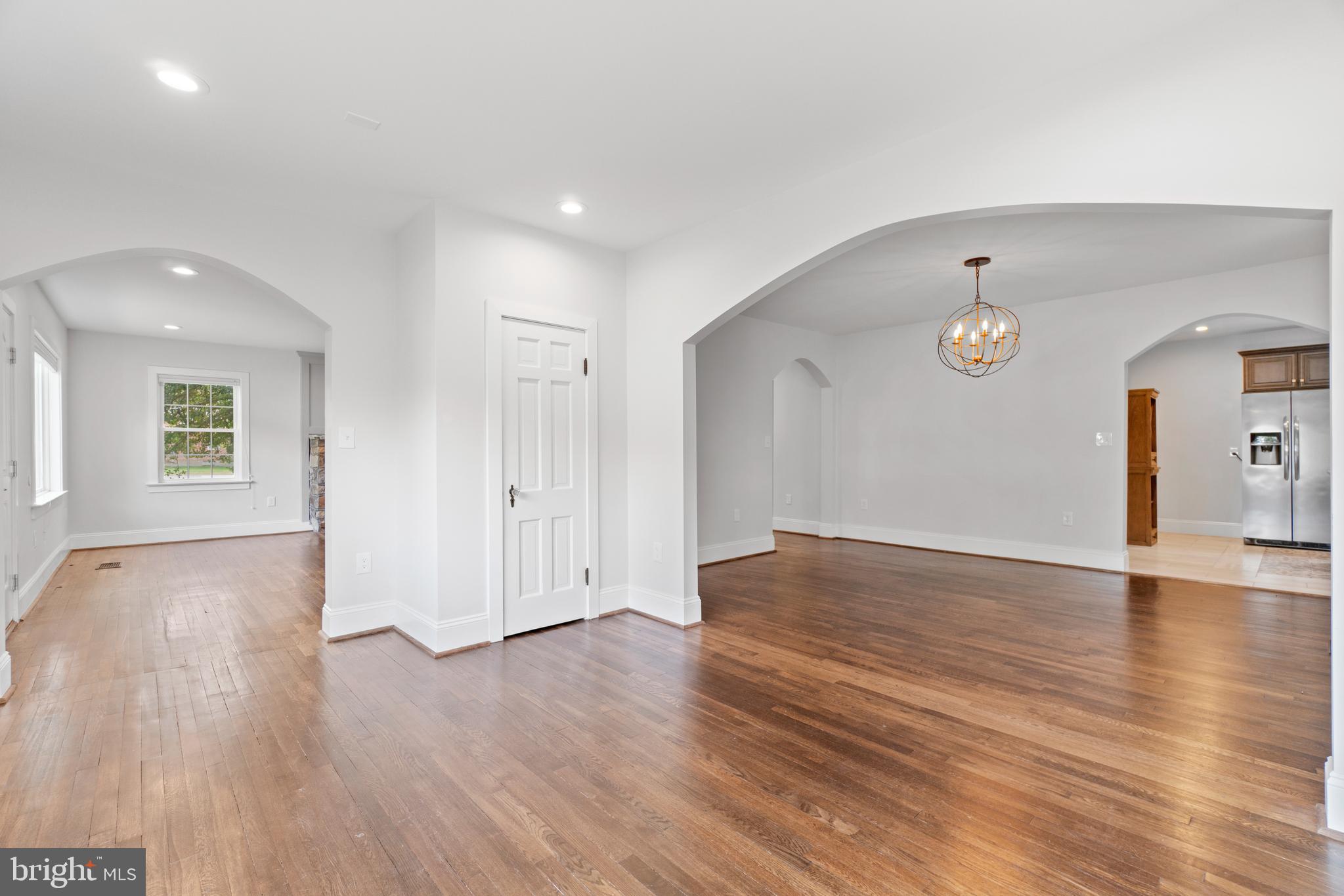 407 Edwards Ferry Road Northeast Leesburg, VA 20176 - Photo 15 of 62 Gallery Image 15
