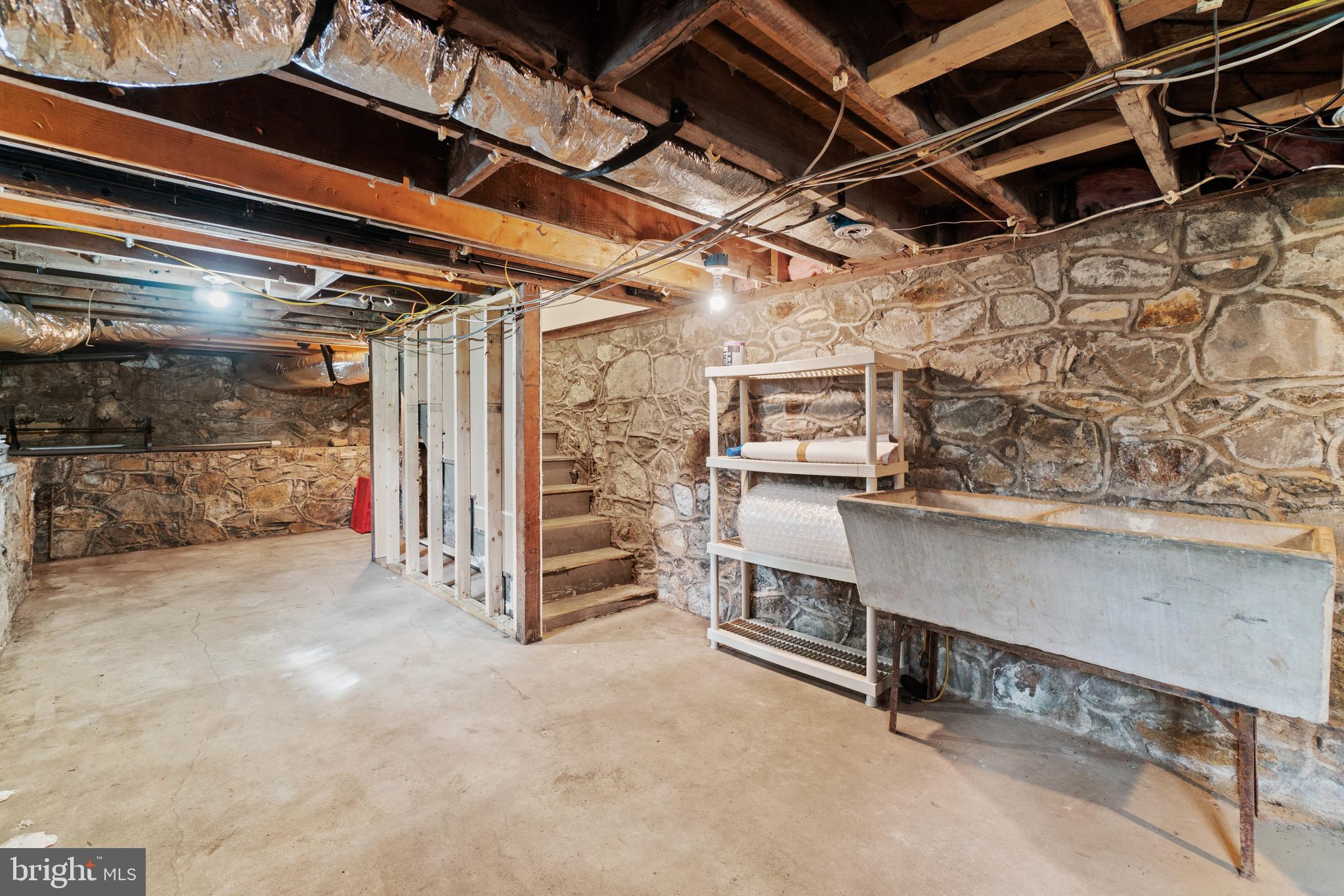 407 Edwards Ferry Road Northeast Leesburg, VA 20176 - Photo 40 of 62 Gallery Image 40
