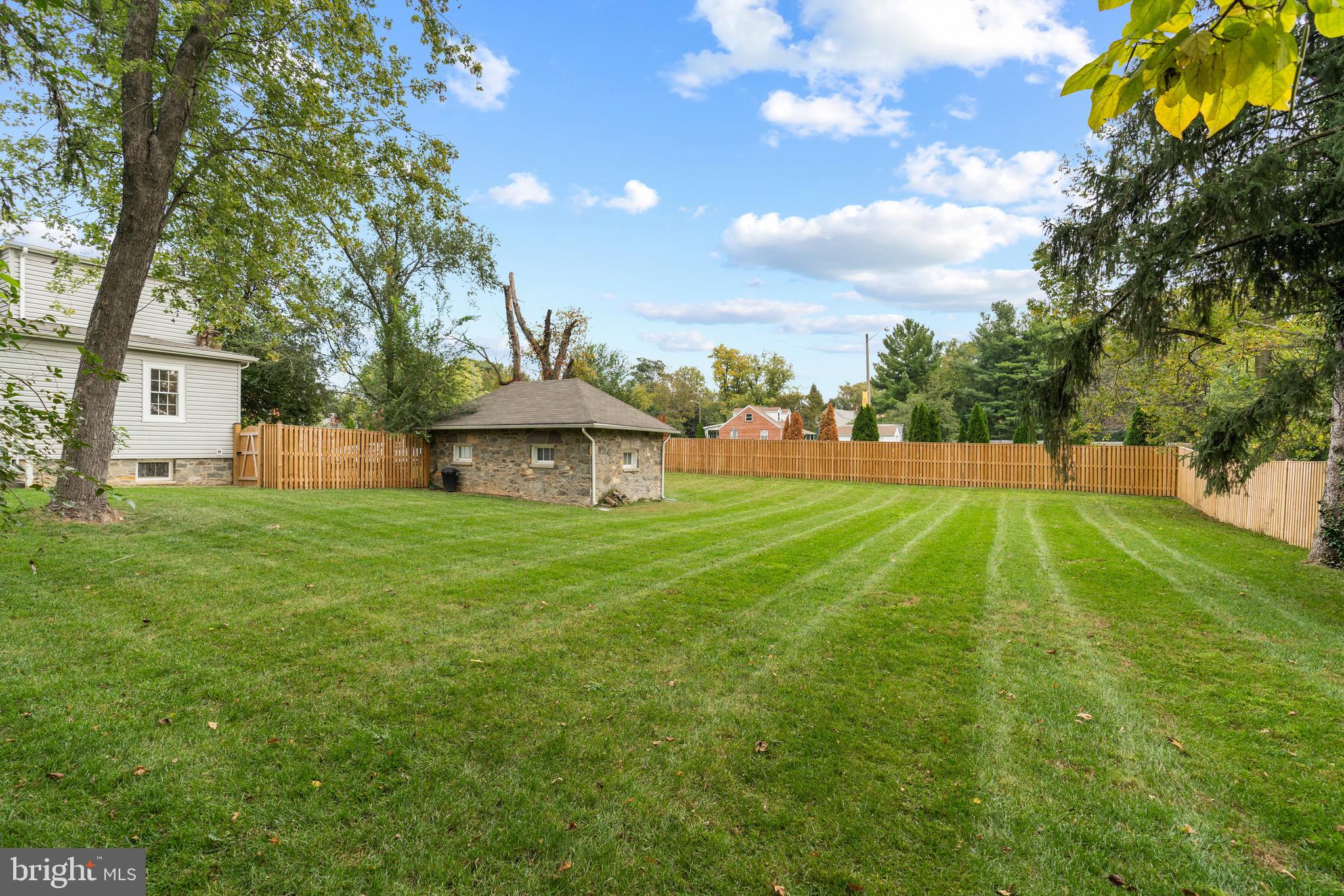 407 Edwards Ferry Road Northeast Leesburg, VA 20176 - Photo 49 of 62 Gallery Image 49