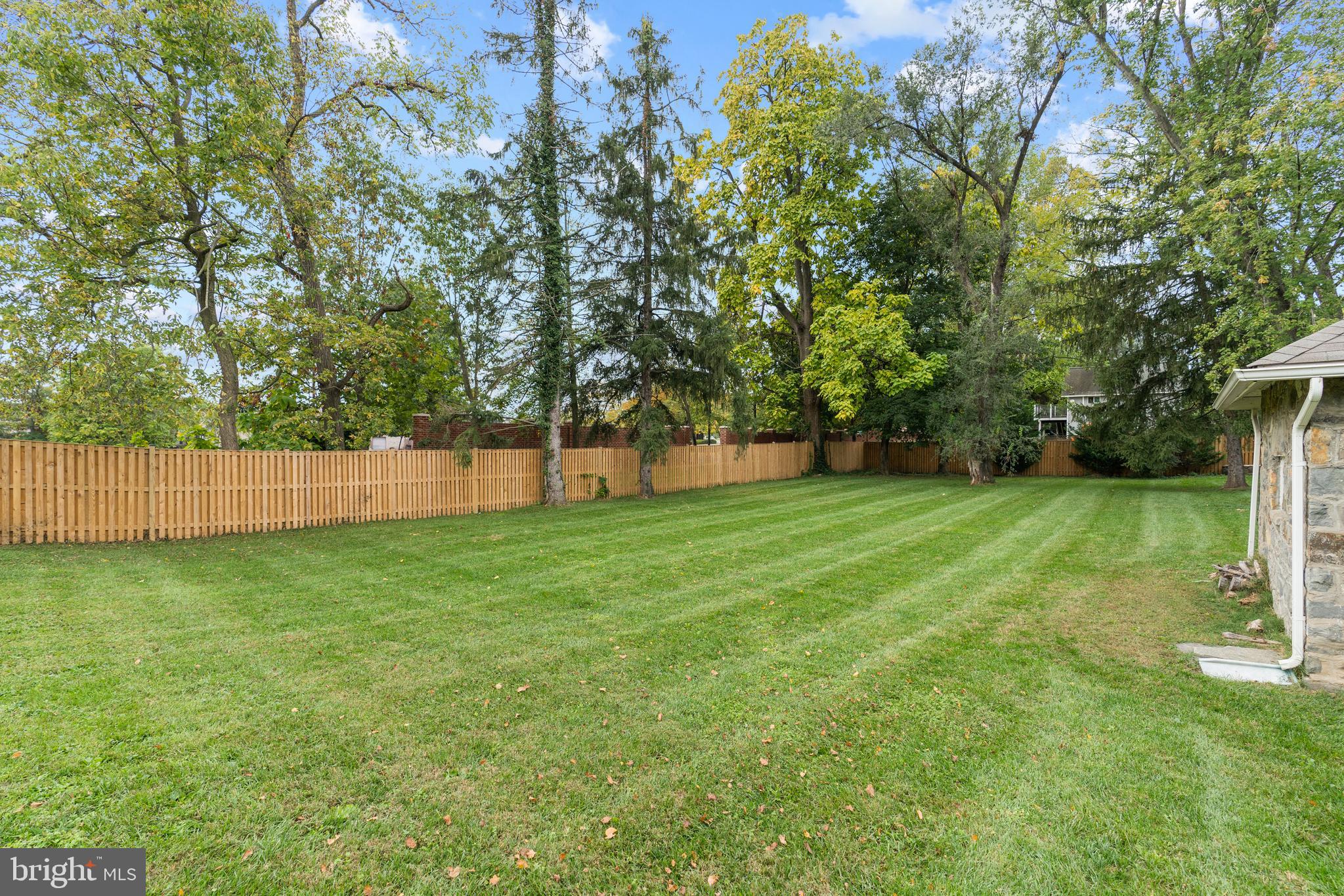 407 Edwards Ferry Road Northeast Leesburg, VA 20176 - Photo 50 of 62 Gallery Image 50