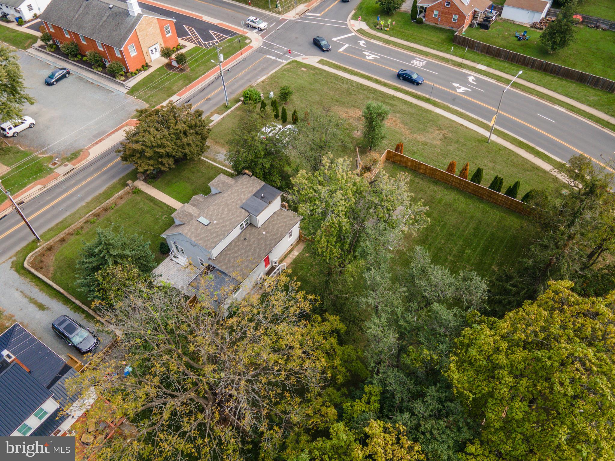 407 Edwards Ferry Road Northeast Leesburg, VA 20176 - Photo 58 of 62 Gallery Image 58