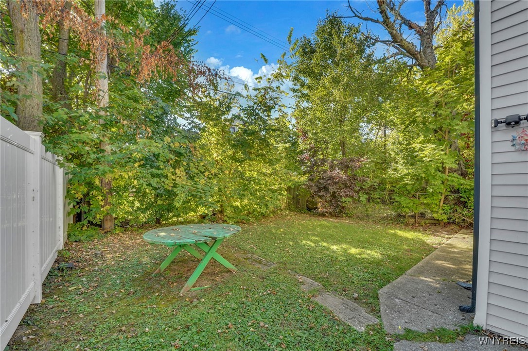 112 19th Street Buffalo, NY 14213 - Photo 12 of 13