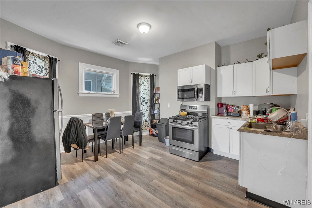 112 19th Street Buffalo, NY 14213 - Photo 7 of 13