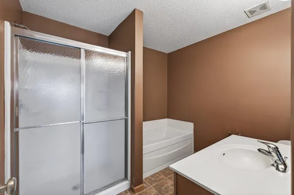 $299,900 | 15422 Foster Drive North, Hugo, MN 55038