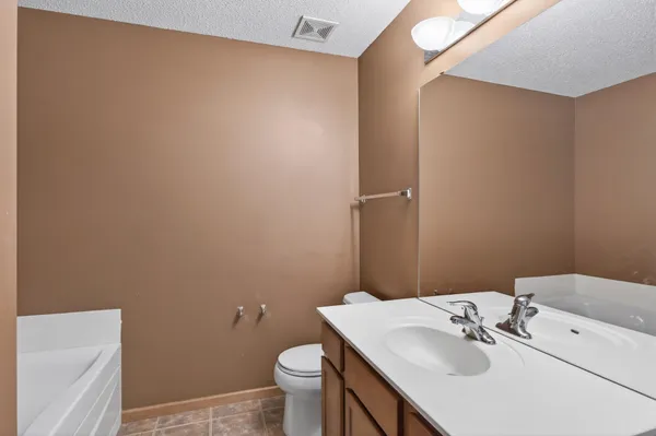 $299,900 | 15422 Foster Drive North, Hugo, MN 55038