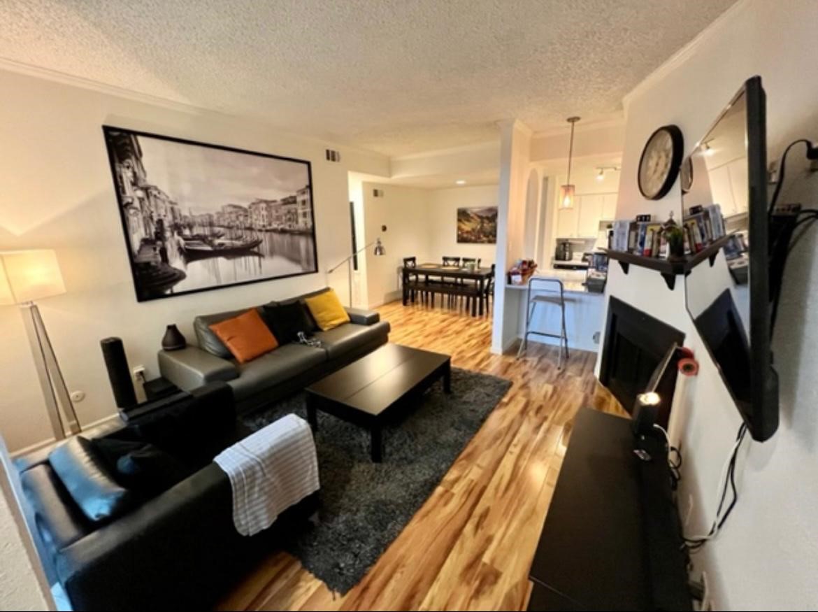 2125 Augusta Drive, Unit 1 Houston, TX 77057 - Photo 1 of 12