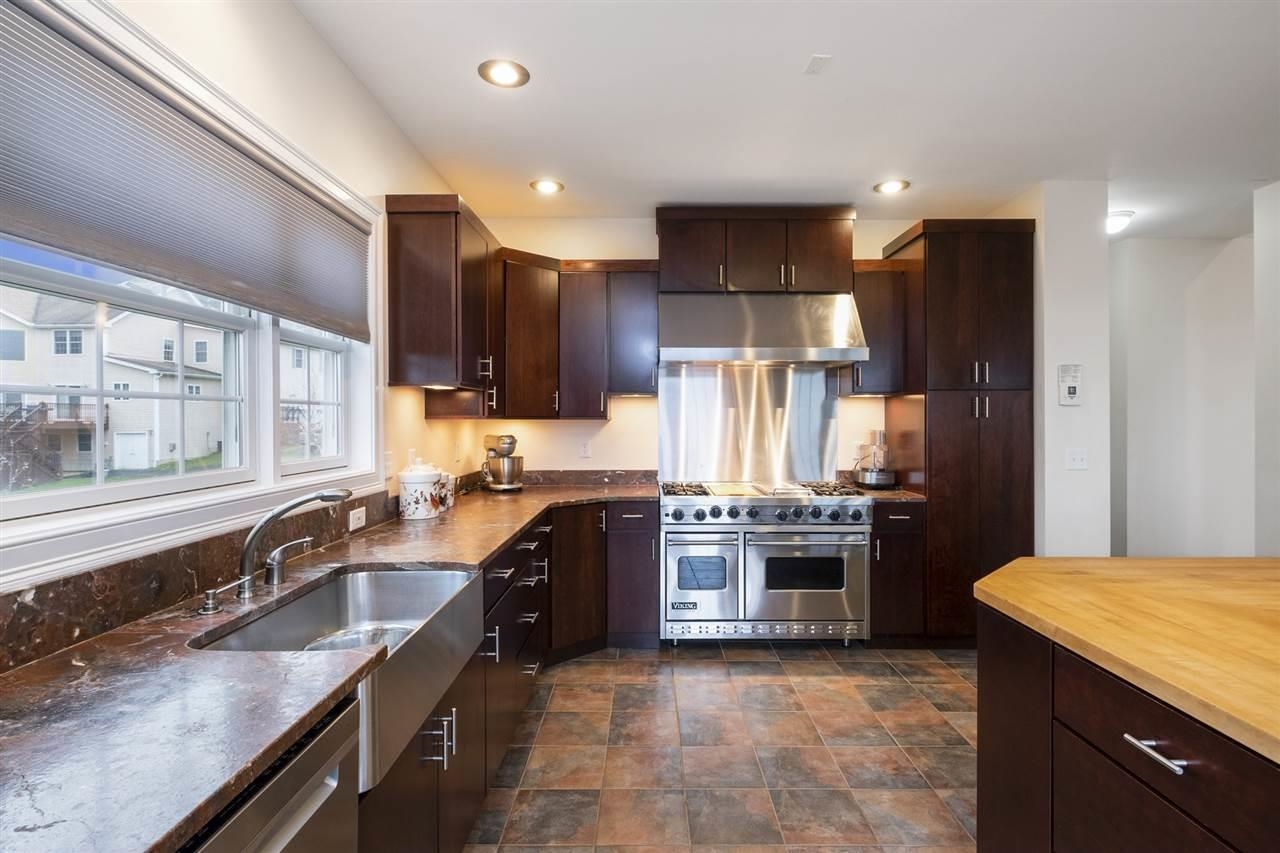 287 Hoit Road Concord, NH 03301 - Photo 11 of 33