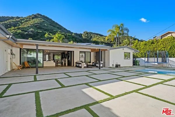 $17,000 | 2120 San Ysidro Drive, Beverly Hills, CA 90210