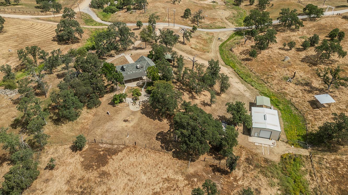 15501 Garlock Lane Prather, CA 93651 - Photo 38 of 47 a aerial view of house with yard