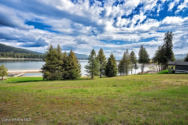 $1,249,000 | 65 Sawyer Avenue, Priest River, ID 83856