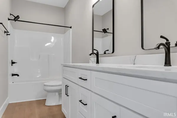 $2,550 | 717 South Henderson Street, Unit 1, Bloomington, IN 47401