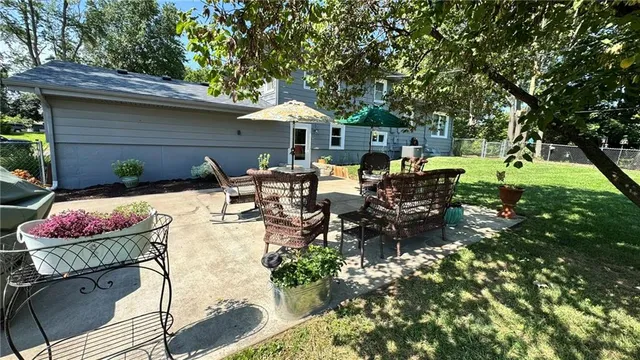 $339,000 | 10406 71st Place, Shawnee, KS 66203