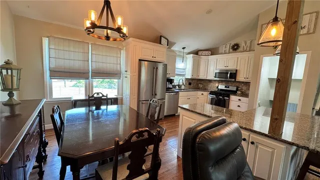$339,000 | 10406 71st Place, Shawnee, KS 66203