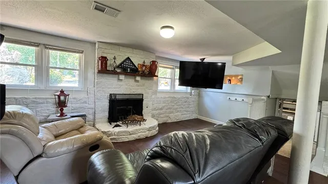 $339,000 | 10406 71st Place, Shawnee, KS 66203