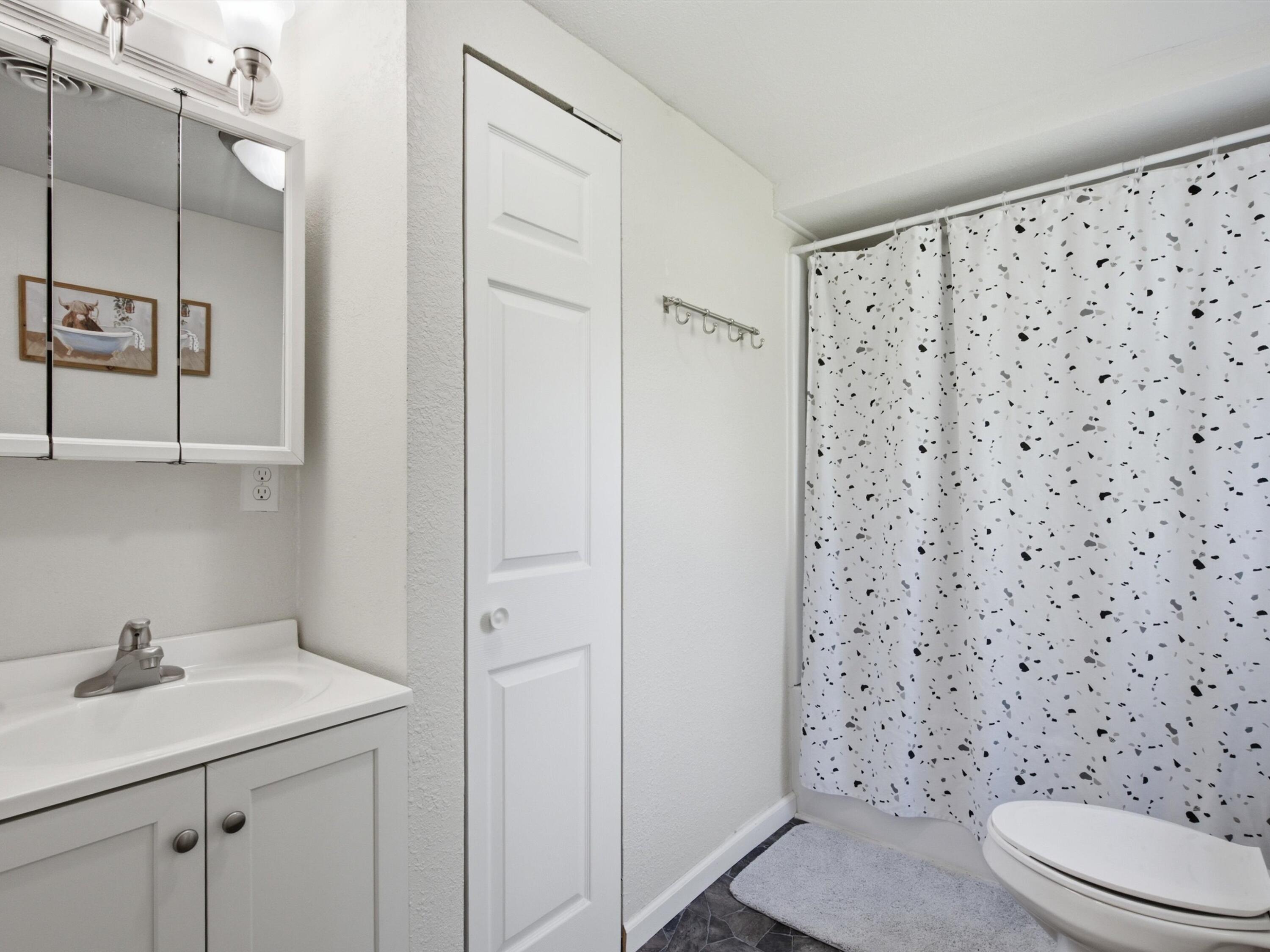 2411 Wadhams Road Smiths Creek, MI 48074 - Photo 8 of 40 bathroom