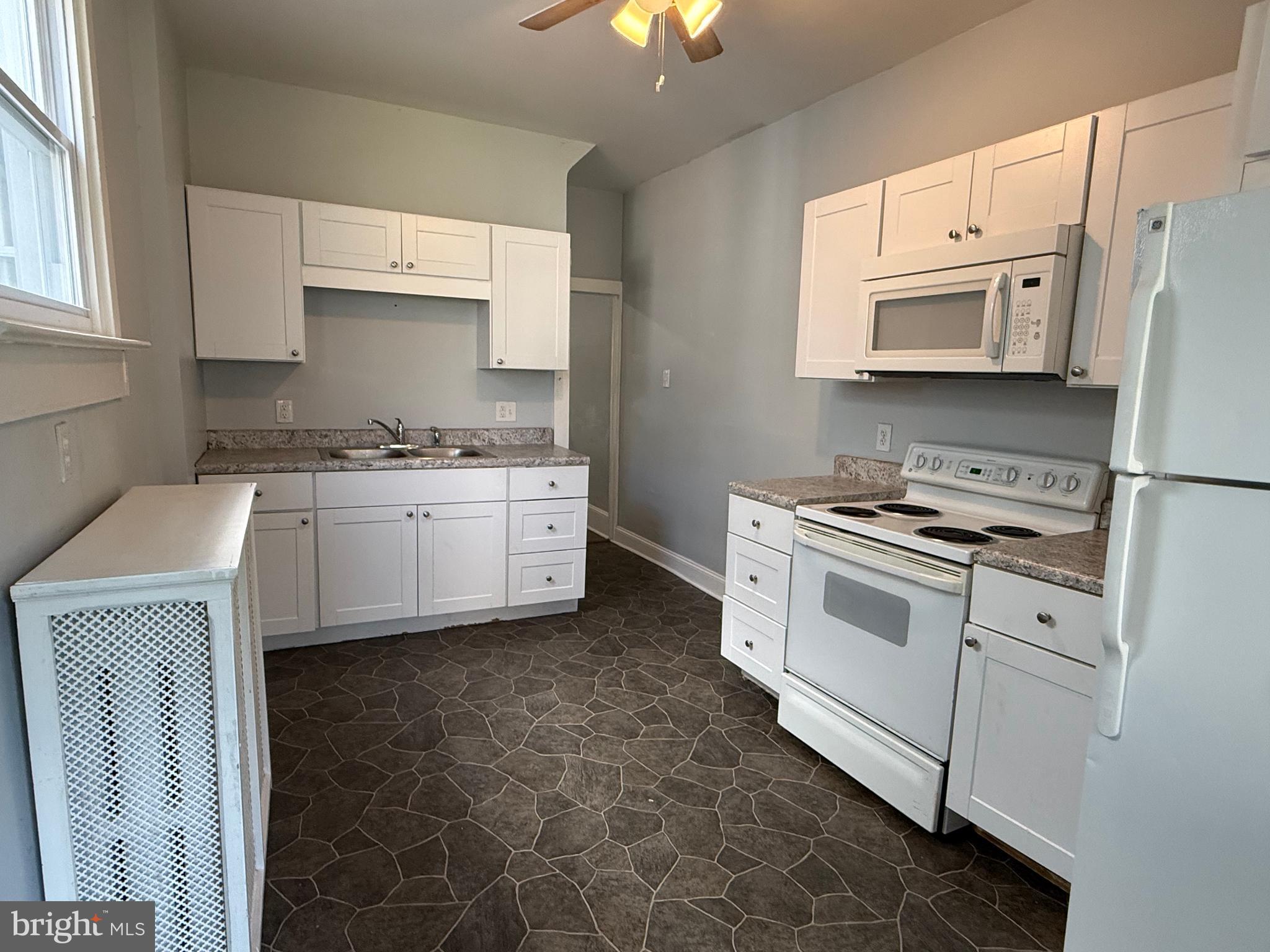 1218 Spruce Street Ashland, PA 17921 - Photo 10 of 24