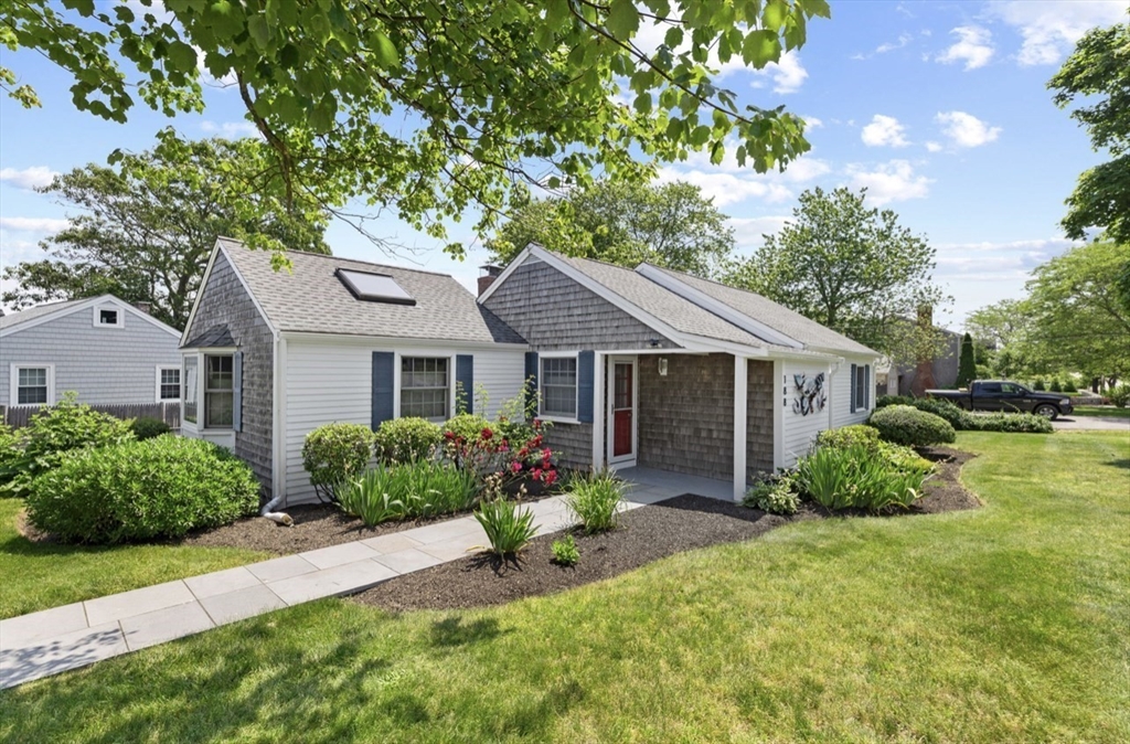 188 Hatherly Road Scituate, MA 02066 - Photo 3 of 26 Gallery Image 3