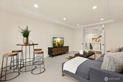 $5,699,950 | 27 Tulalip Key, Bellevue, WA 98006