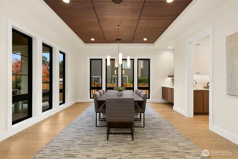 $5,699,950 | 27 Tulalip Key, Bellevue, WA 98006