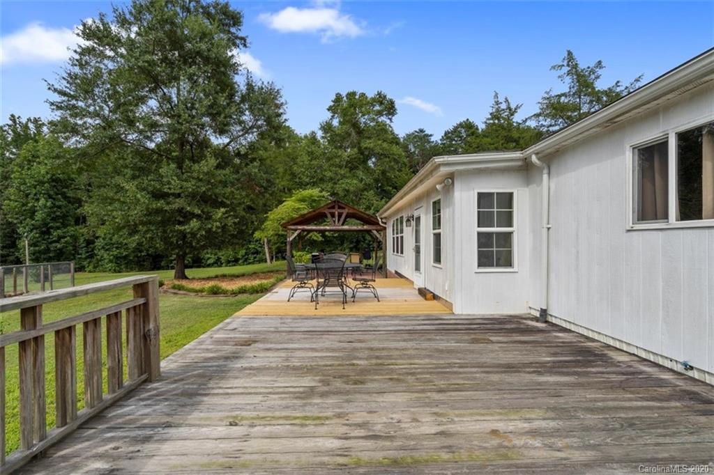 699 State Rd S-46-422 Clover, SC 29710 - Photo 23 of 46