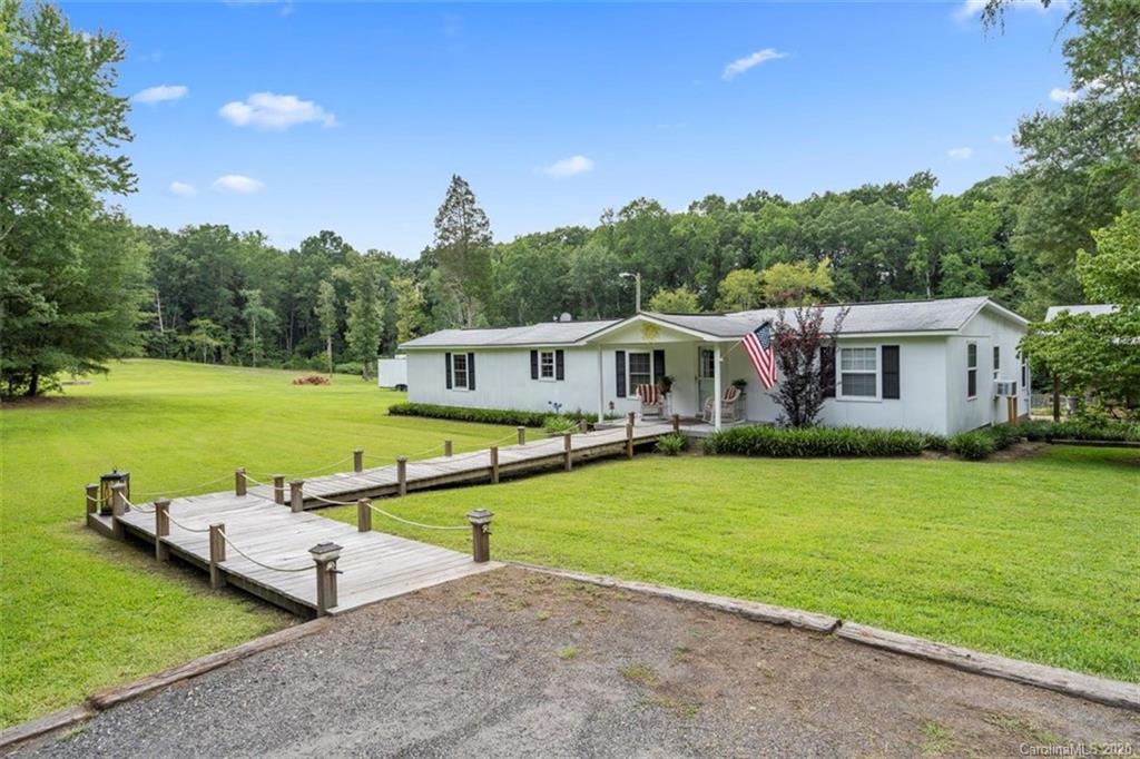 699 State Rd S-46-422 Clover, SC 29710 - Photo 4 of 46