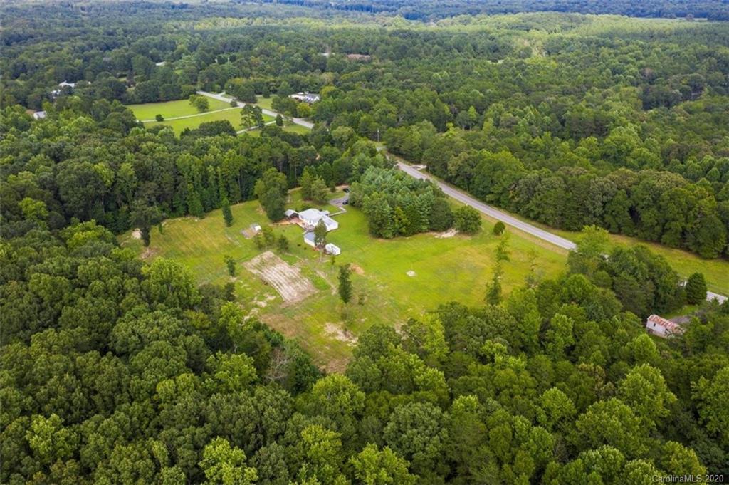699 State Rd S-46-422 Clover, SC 29710 - Photo 38 of 46