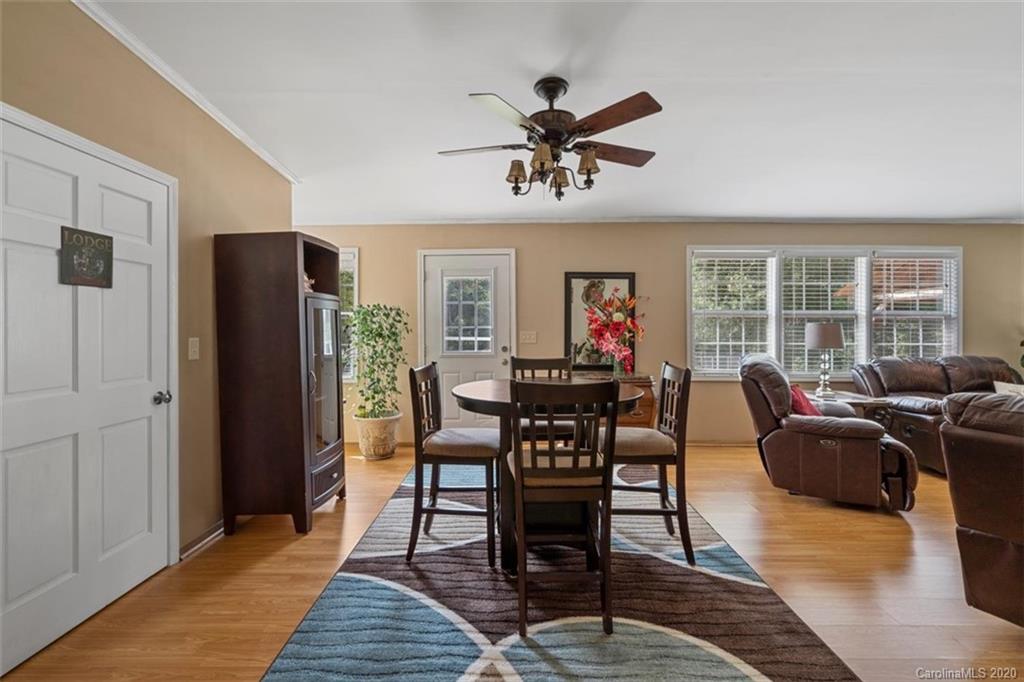 699 State Rd S-46-422 Clover, SC 29710 - Photo 7 of 46